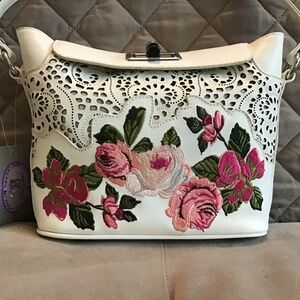 Sharif crossbody bag